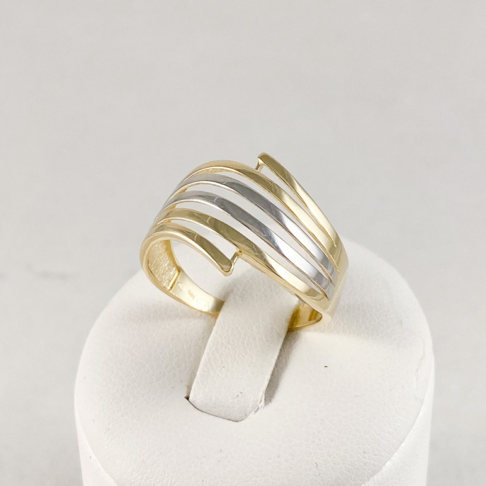 Žluté zlato prsten v kombinaci s bílým zlatem